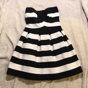 Black and white striped bandage strapless dress